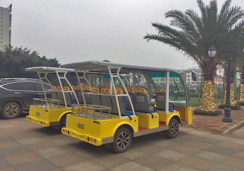 23座燃油观光车