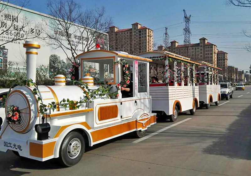 无轨火车